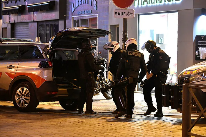 Son dakika: Paris'te rehine krizi - 5