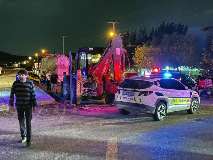 fethiyede-motosiklet-surucusu-yasamini-yitirdi-1759779003615.jpeg Fotoğraf (İHA)