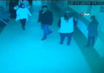 Öfkeli koca, doktora fırçayla saldırdı
