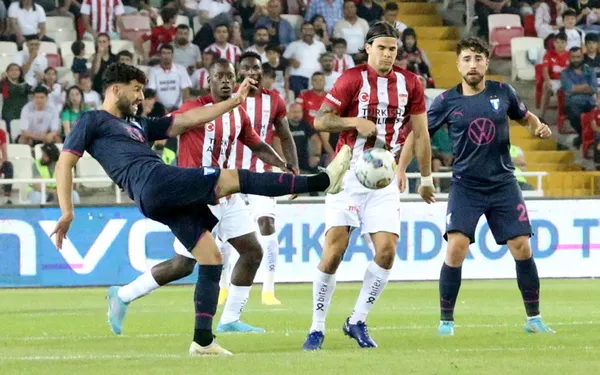 sivasspor-yoluna-konferans-liginde-devam-edecek-1661453750515.jpg Sivasspor yoluna Konferans Ligi'nde devam edecek - 3