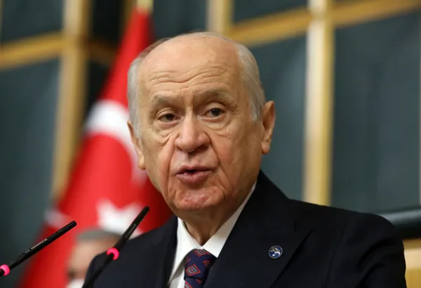 son-dakika-devlet-bahceliden-onemli-aciklamalar-1652776198993.jpg Son dakika | Devlet Bahçeli'den önemli açıklamalar - 3