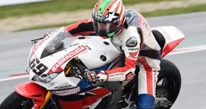 MotoGP şampiyonu bisiklet kazasında öldü