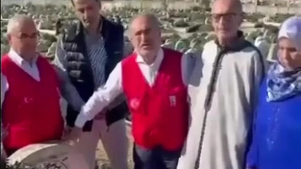 15 Temmuz Derneği Fas’ta! 15 Temmuz Şehidi Jadoid Merroune’nin kabrine ziyaret