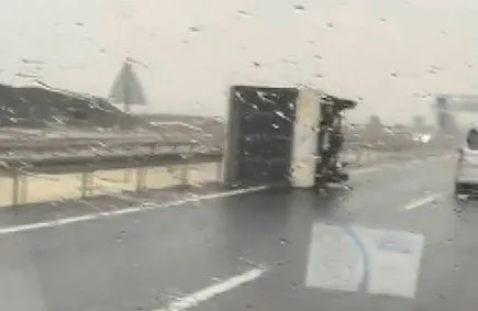 Lodos geri dönüyor! İstanbul’a fırtına uyarısı! Meteoroloji lodos için tarih verdi