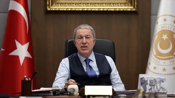 Son dakika: Milli Savunma Bakanı Hulusi Akar’dan Pençe-Kilit operasyonu açıklaması! Zap bölgesi teröristlerden temizleniyor