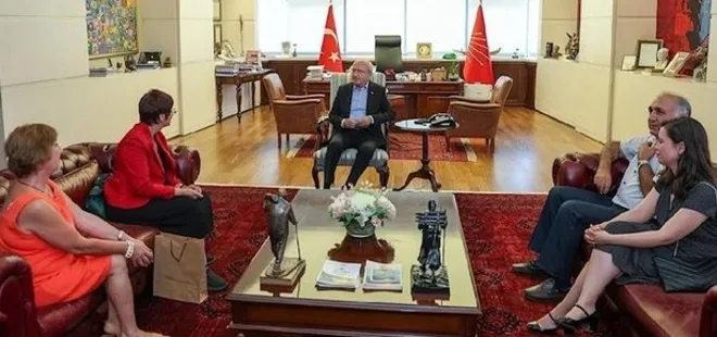 Kemal Kılıçdaroğlu CHP’nin belgeli bankamatikçisi Mimarlar Odası Ankara Şube Başkanı Tezcan Karakuş Candan ile bir arada!