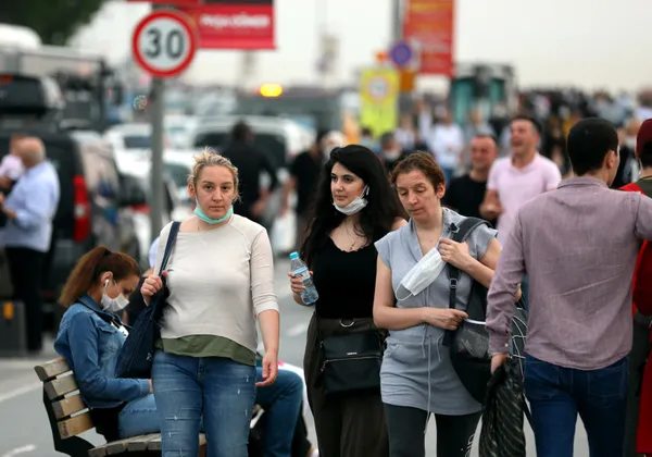 İçişleri Bakanlığından 81 il valiliğine ’Maske Zorunluluğunun Kaldırılmasına İlişkin’ genelge!
