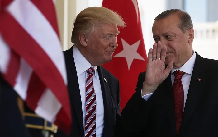 Başkan Erdoğan Donald Trump ile görüştü! Görüşmede gündem suikast girişimi...