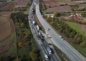 TEM'in Bolu geçişinde feci kaza: 9 yaşındaki çocuk can verdi