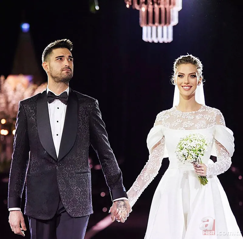 İbrahim Tatlıses'in Yasemin Şefkatli’ye taktığı takının fiyatı dudak uçuklattı 1