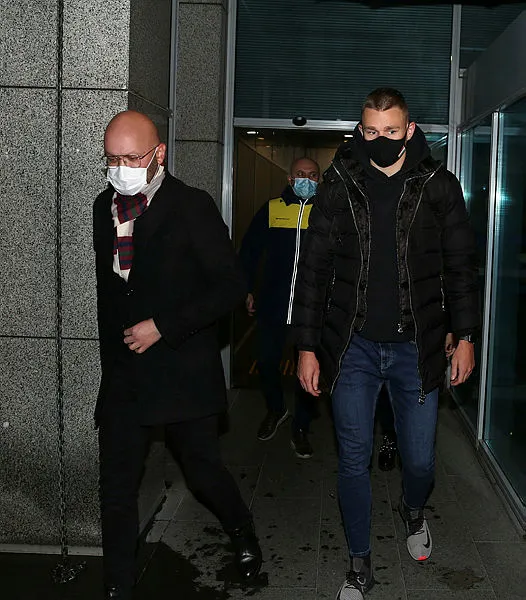 fenerbahcenin-yeni-transferi-attila-szalai-istanbulda-1610830047399.jpg Son dakika: Fenerbahçe'nin yeni transferi Attila Szalai İstanbul'da - 1