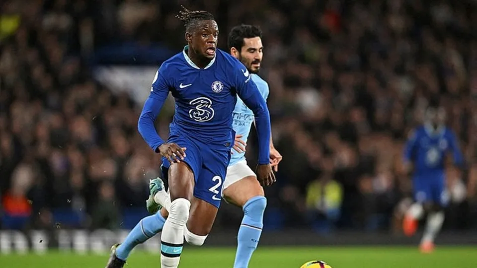 Fenerbahçe’den iki transfer bombası!