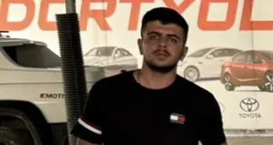 Baba oğlunu bıçaklayarak öldürdü