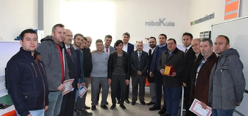 Türkiye'de ilk! O ilimizde 'Robotik Kodlama Atölyesi' açıldı