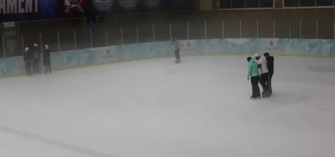 Engelleri buzda 'patenle' aştılar!