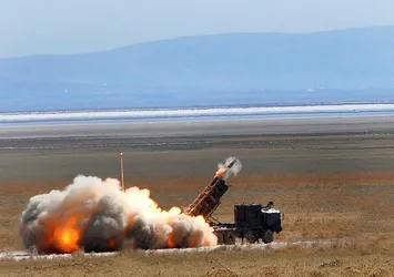 Afrin'deki PYD ve YPG mevzileri vuruldu