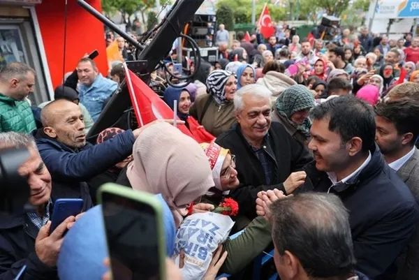 1683820130506.jpg Bakan Kurum'dan İstanbul'da 7'liye tepki: "Söz uçar ama hizmet kalır. İstanbul vizyon ister” - 4