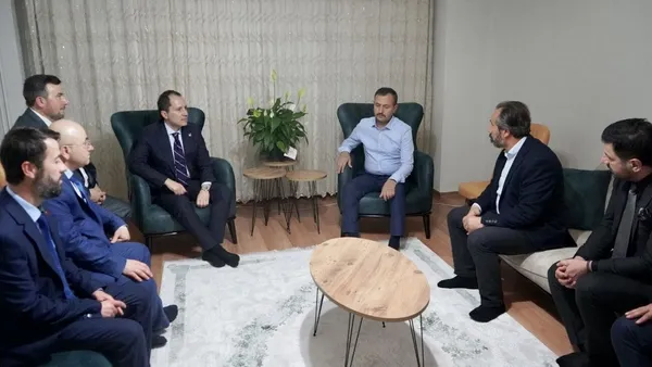 Yeniden Refah Partisi Genel Başkanı Fatih Erbakan: 7’li masaya sandıkta en güzel cevabı vereceğiz