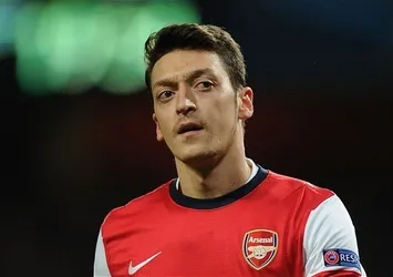 Mesut Özil'in başı büyük dertte
