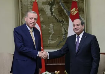 Ankara'da kritik zirve! Mısır Cumhurbaşkanı Sisi'den iade-i ziyaret! Hangi konular masada olacak?