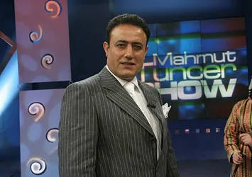 Mahmut Tuncer’den ‘halaylı zıbın’ davası