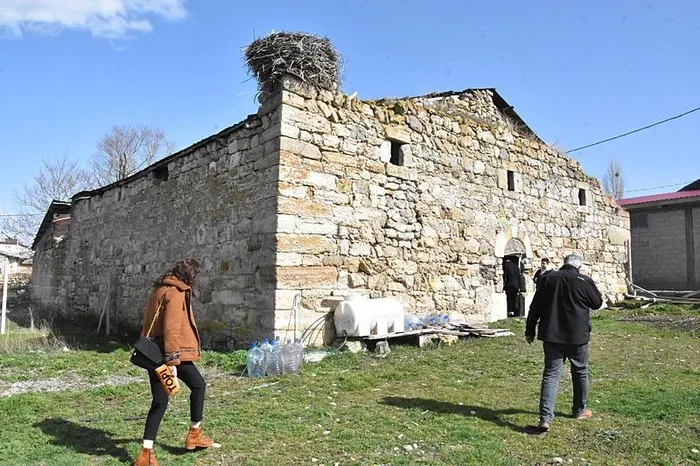 1711694741626.jpeg Sivas'ta sahibinden satılık kilise! Gören şaşkına döndü - 2