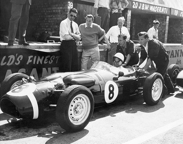 Son dakika: Eski Formula 1 pilotu Stirling Moss, yaşamını yitirdi