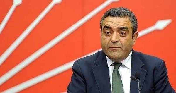 1691355325383.jpg CHP'de değişim rüzgarına Sezgin Tanrıkulu da katıldı: Önümüzdeki seçimlerin yol haritası değişim ve yenilenmeden geçiyor - 5
