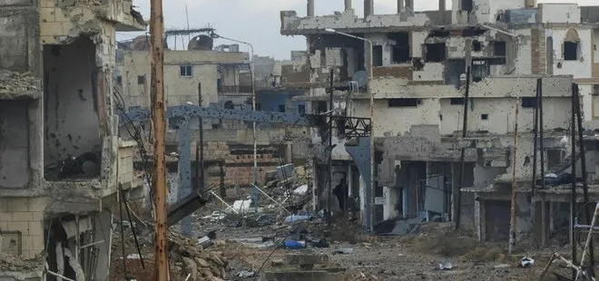 SURİYE'DE HAVA SALDIRISI: 10 ÖLÜ