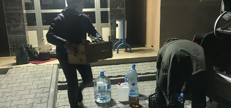 Antalya'da sahte içki operasyonu: 2 şüpheli yakalandı