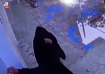 Kadın kılığına girip hırsızlık yaptılar o anlar kamerada