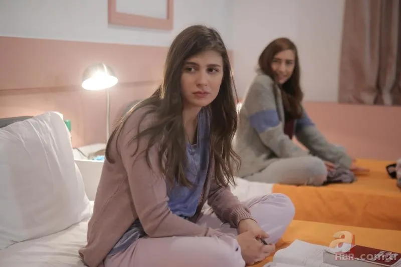 Kırgın Çiçekler'in yıldızları son halleriyle şaşırttı! Aradan 6 yıl geçti! 2