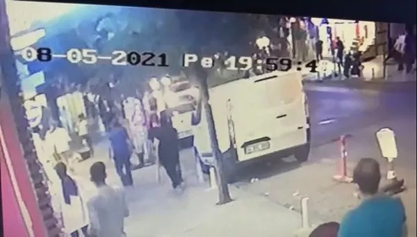 1628332227596.jpg İstanbul'da akılalmaz olay! İzmarit kavgası can aldı - 3