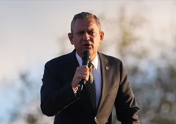 Başkan Erdoğan'ı hedef alan Özgür Özel'e peş peşe tepki