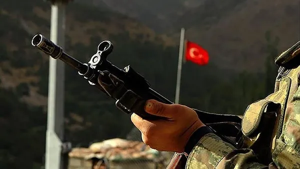 irakin-kuzeyinden-aci-haber-msb-duyurdu-piyade-uzman-cavus-kadir-dingil-sehit-oldu-1706959637895.jpg Irak'ın kuzeyinden acı haber! MSB duyurdu: Piyade Uzman Çavuş Kadir Dingil şehit oldu - 2