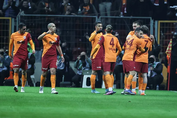 dev-derbide-cimbom-besiktasi-devirdi-galatasaray-2-1-besiktas-mac-sonucu-ozet-1647284877607.jpg Dev derbide Cimbom Beşiktaş'ı devirdi! Galatasaray 2-1 Beşiktaş (MAÇ SONUCU-ÖZET) - 3