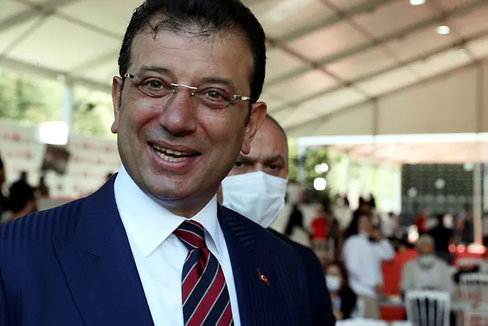 Son dakika: CHP'li İstanbul Büyükşehir Belediyesi'nden tepki çeken bayrak ihalesi! Yeni kurulan şirkete... - 3