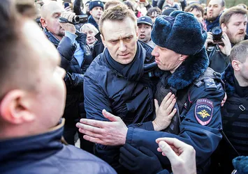 Son dakika | Aleksey Navalni'nin akıbeti belli oldu! 30 gün gözaltında kalacak
