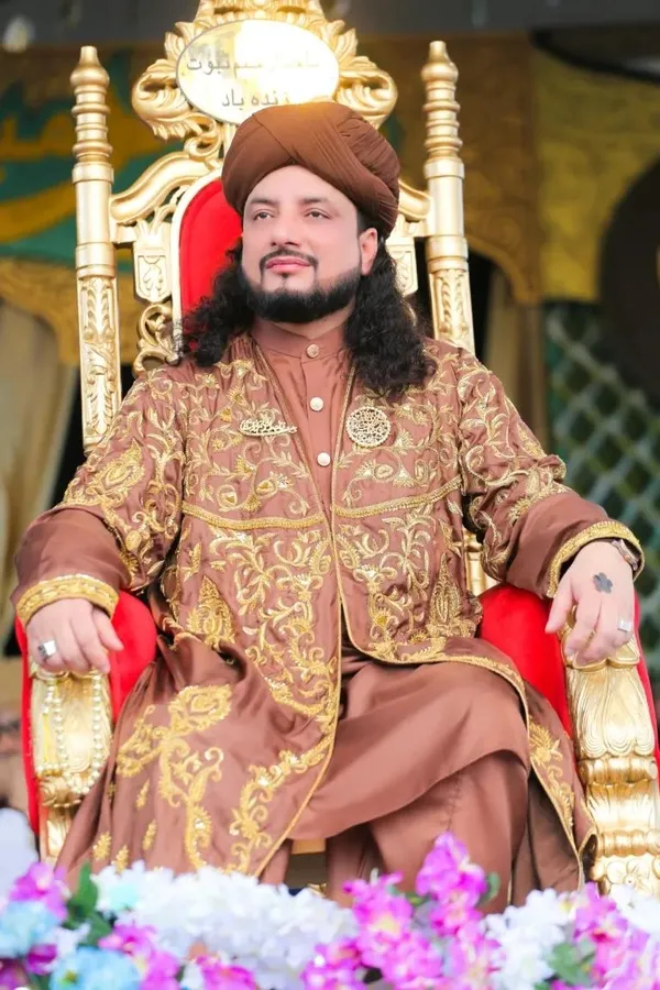 pakistanda-akilalmaz-olay-turk-gezgin-hayatinin-sokunu-yasadi-cuf-cuf-hoca-sifa-degil-virus-dagitiyor-1710005041318.jpeg Pakistan'da akılalmaz olay! Türk gezgin hayatının şokunu yaşadı: Çuf Çuf Hoca şifa değil virüs dağıtıyor - 4