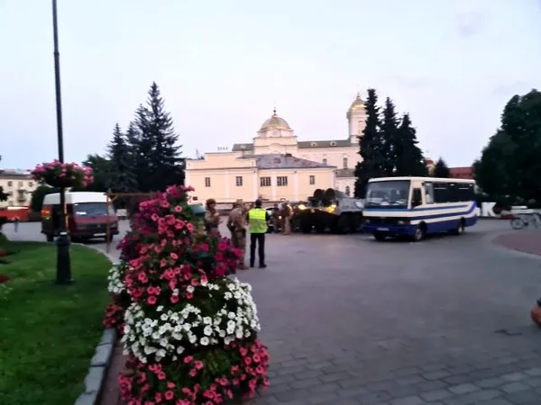 Ukrayna'daki rehineler 12 saat sonra kurtarıldı - 3