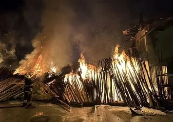 Erzincan'da Keresteciler Sitesinde yangın