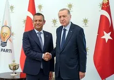 Başkan Erdoğan ile Özgür Özel hediyeleşti!
