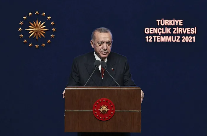 Son dakika: Türkiye Gençlik Zirvesi | Başkan Erdoğan'dan önemli açıklamalar - 1