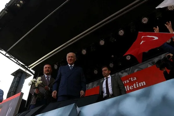 MHP lideri Devlet Bahçeli’den Antalya’da 14 Mayıs öncesi kritik mesaj: Tarihi günün arifesindeyiz