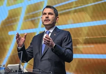 Bakan Kurum'dan net mesaj: İzmir'de afetin izlerini siliyoruz