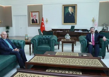 Son dakika: Sağlık Bakanı Fahrettin Koca TFF Başkanı Nihat Özdemir ile görüştü
