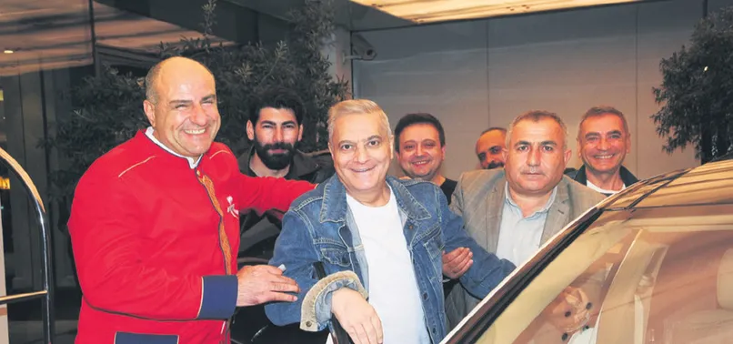 Mehmet Ali Erbil gençleşti!