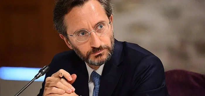 Son dakika: CHP'li İBB'den 'Türkçe Kur'an’ı Kerim' skandalı! Fahrettin Altun: Türkiye o karanlık günlere hiçbir zaman dönmeyecek - 1