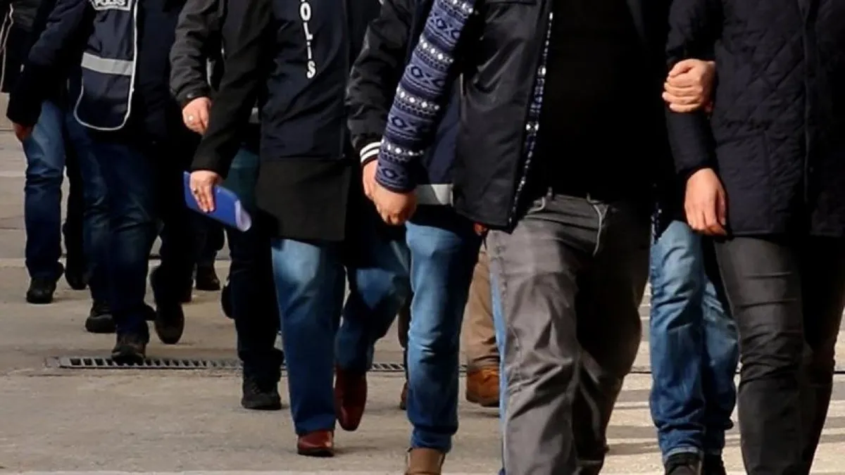 Ankara’da FETÖ’nün güncel yapılanmasına operasyon: 3 şüpheli gözaltında - 1