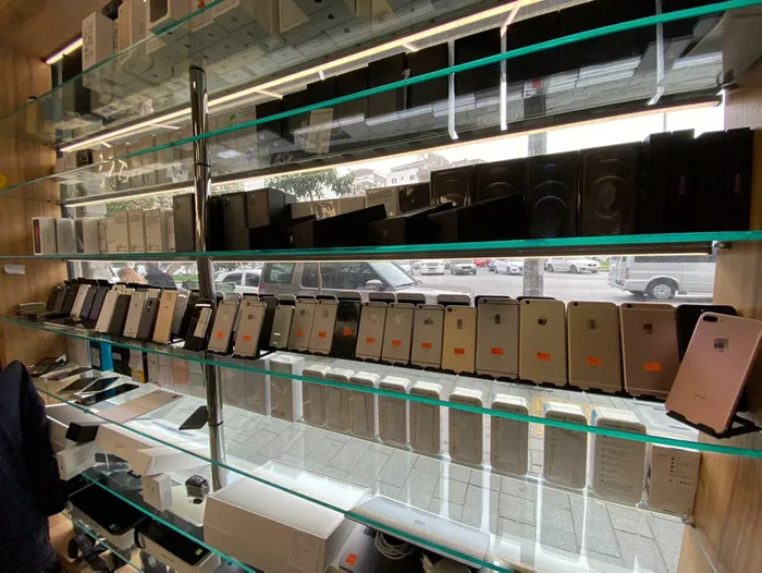 İkinci el cep telefonlarındaki yeni dönem vatandaşı da esnafı da memnun etti